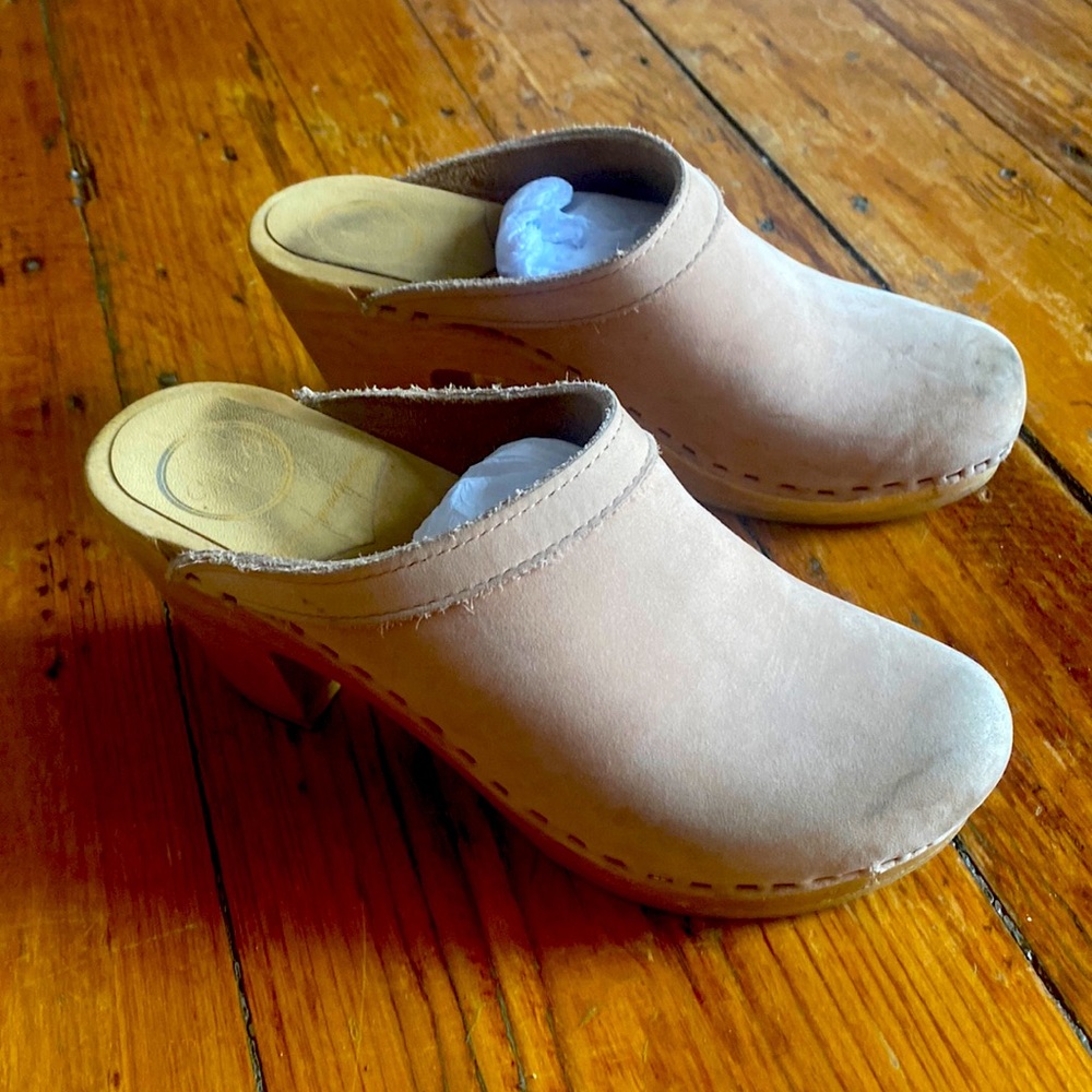 No. 6 Clogs